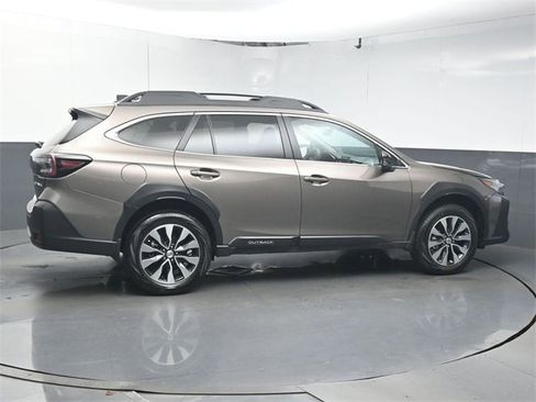 Certified 2024 Subaru Outback Limited image 8