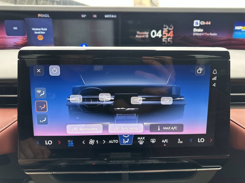 Certified 2024 Lincoln Nautilus Black Label AWD/4WD image 17