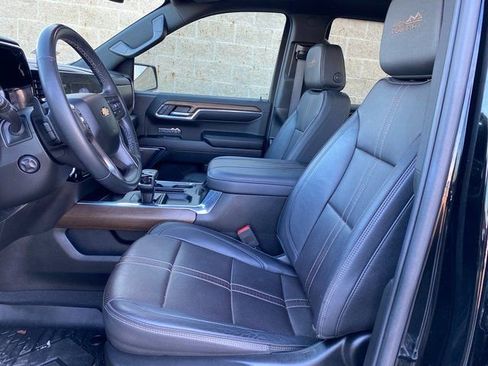 Used 2024 Chevrolet Silverado 1500 High Country AWD/4WD image 11