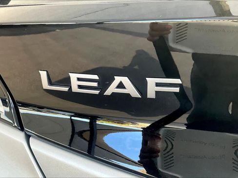 Used 2024 Nissan Leaf SV Plus image 9