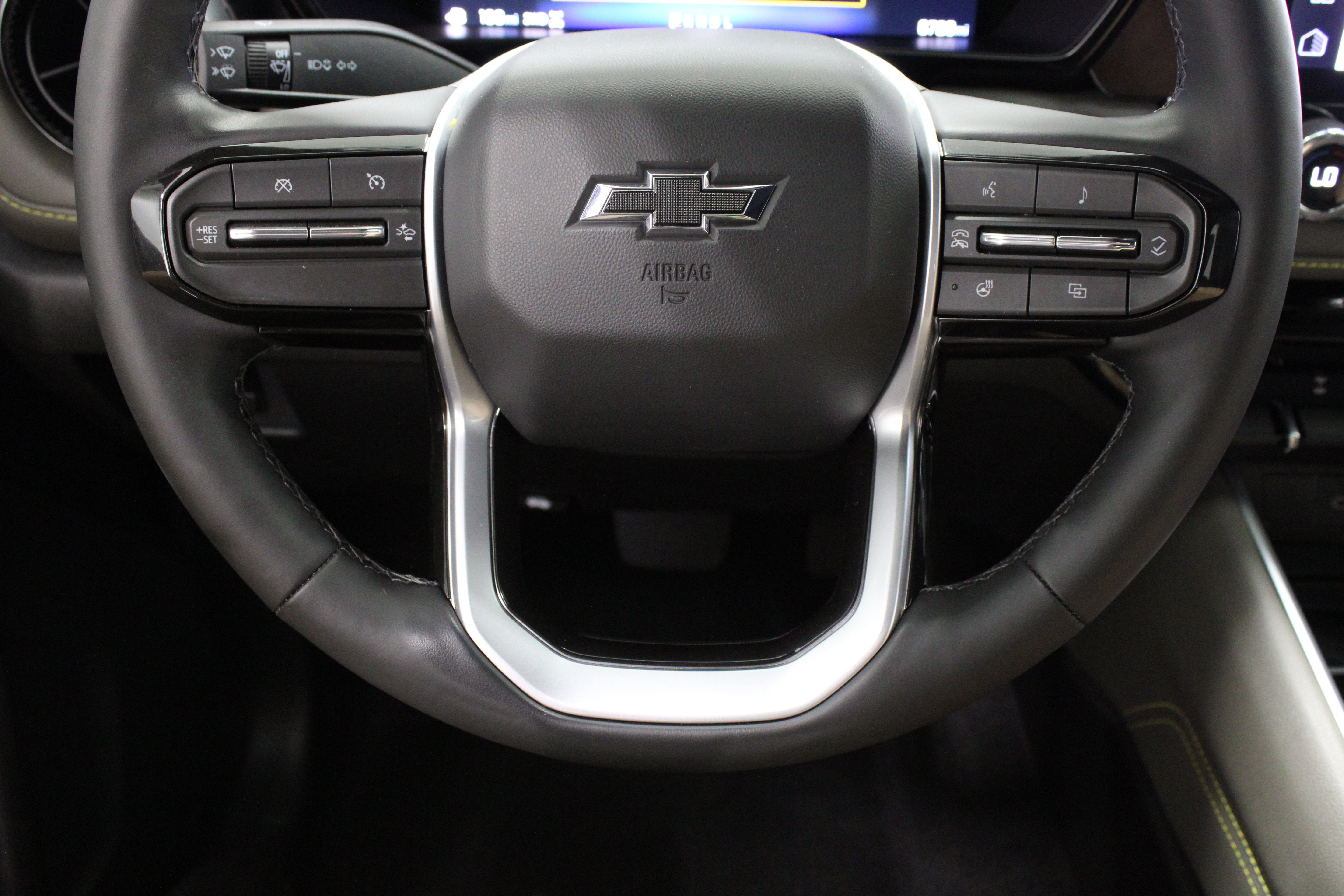 Used 2026 Chevrolet Colorado ZR2 AWD/4WD image 28
