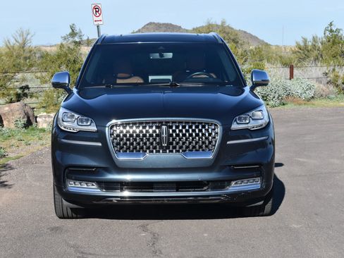 Used 2020 Lincoln Aviator Black Label w/ Dynamic Handling Package image 2