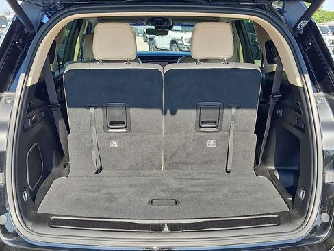 Used 2022 Jeep Grand Cherokee L Limited w/ Luxury Tech Group II image 35