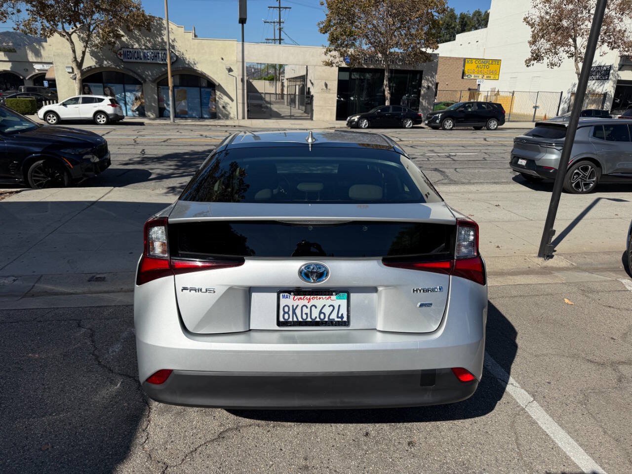 Used 2019 Toyota Prius L Eco FWD image 12