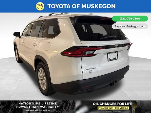 New 2026 Toyota Grand Highlander XLE image 5