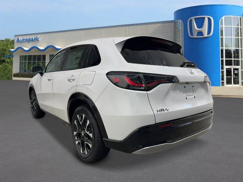 New 2026 Honda HR-V EX-L image 3