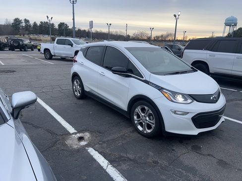Used 2019 Chevrolet Bolt LT image 1