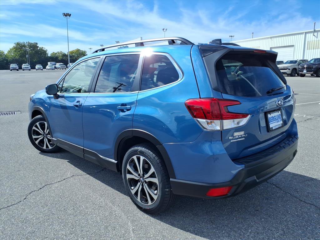 Used 2024 Subaru Forester Limited AWD/4WD image 6