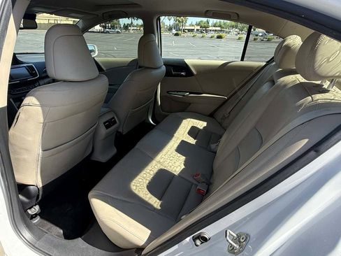 Used 2016 Honda Accord EX-L image 22