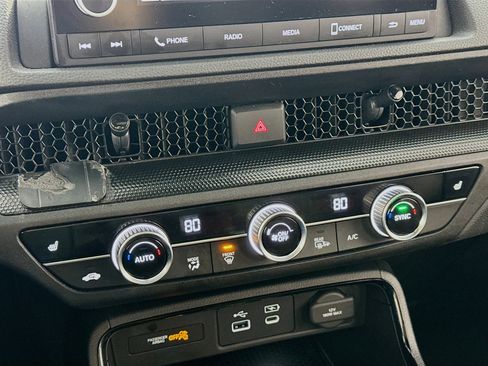 Used 2025 Honda CR-V Sport image 17