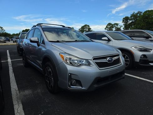 Used 2017 Subaru Crosstrek 2.0i Limited AWD/4WD image 1