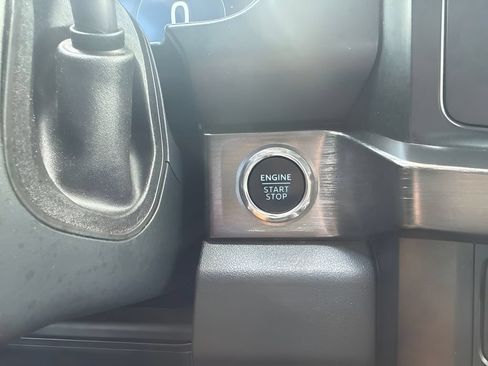 Used 2023 Ford F350 Lariat w/ Sport Appearance Package AWD/4WD image 19