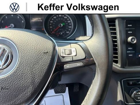 Used 2019 Volkswagen Atlas SE w/ Towing Package FWD image 19