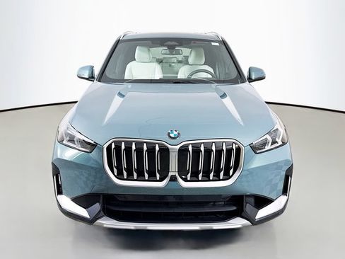 New 2026 BMW X1 xDrive28i w/ Technology Package AWD/4WD image 2