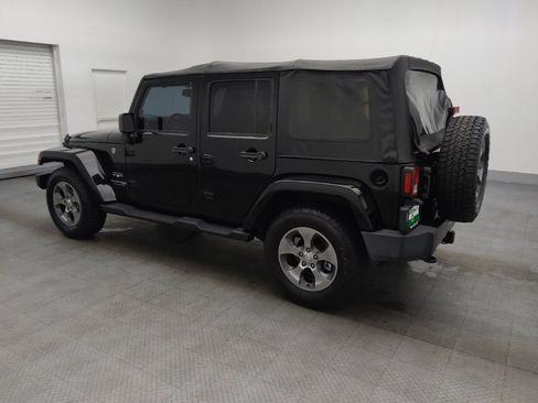 Used 2018 Jeep Wrangler Unlimited Sahara image 3