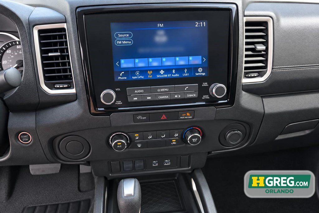Used 2024 Nissan Frontier SV RWD image 16