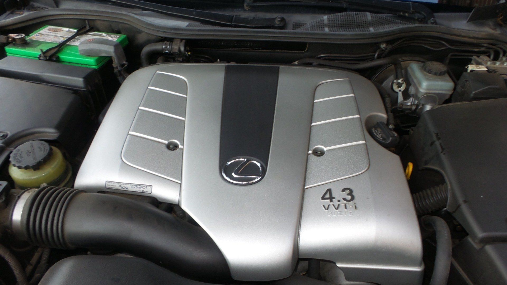 Used 2004 Lexus LS 430 RWD image 68