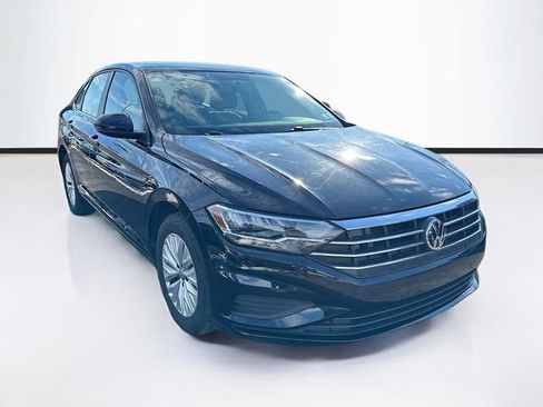 Used 2019 Volkswagen Jetta S image 1