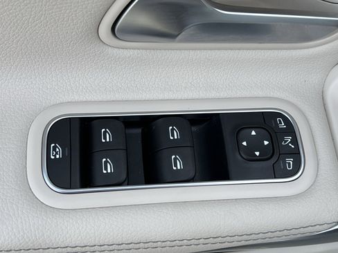 Used 2025 Mercedes-Benz CLA 250 image 15