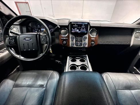 Used 2016 Ford F250 Lariat w/ Chrome Package AWD/4WD image 16