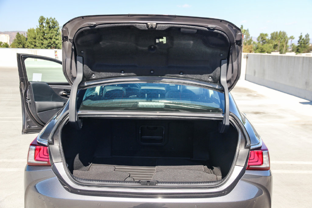 Certified 2025 Lexus ES 350 w/ Premium Package FWD image 26
