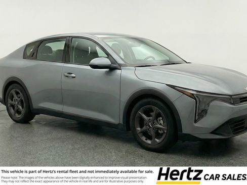 Used 2025 Kia K4 FWD image 1