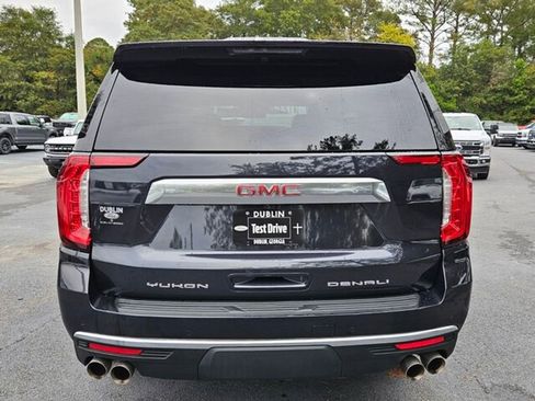 Used 2023 GMC Yukon Denali image 14