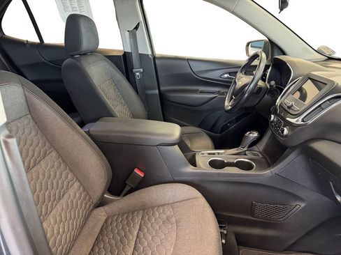 Used 2019 Chevrolet Equinox LT AWD/4WD image 17