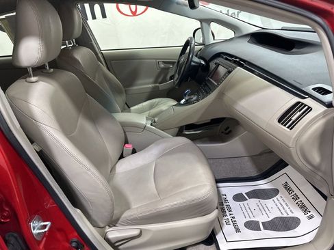 Used 2010 Toyota Prius Five image 12