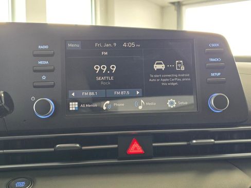 New 2026 Hyundai Elantra SEL Sport image 25