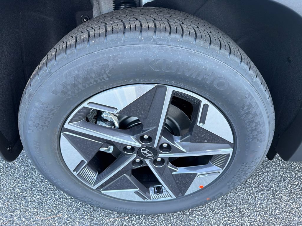New 2026 Hyundai Tucson SEL Plus FWD image 17