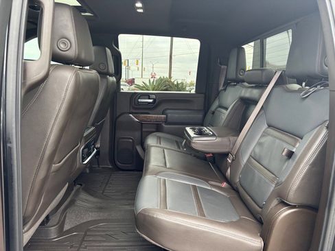 Used 2020 GMC Sierra 3500 Denali w/ Denali Ultimate Package image 14