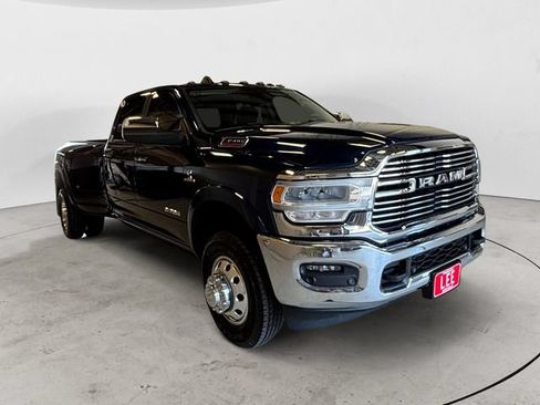 Used 2022 RAM 3500 Laramie AWD/4WD image 8