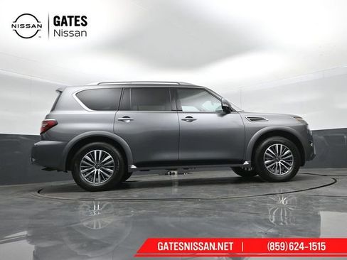 Used 2024 Nissan Armada SL w/ Captain's Chairs Package image 44