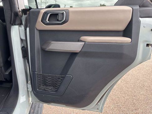 Used 2023 Ford Bronco Wildtrak AWD/4WD image 14