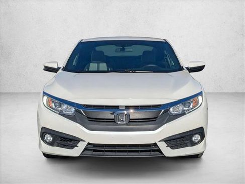 Used 2017 Honda Civic EX-T image 2