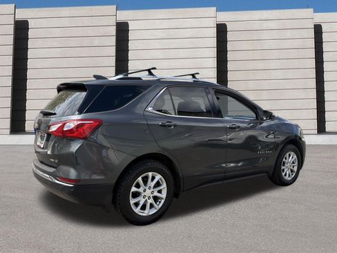 Used 2019 Chevrolet Equinox LT w/ Sun & Navigation Package AWD/4WD image 5