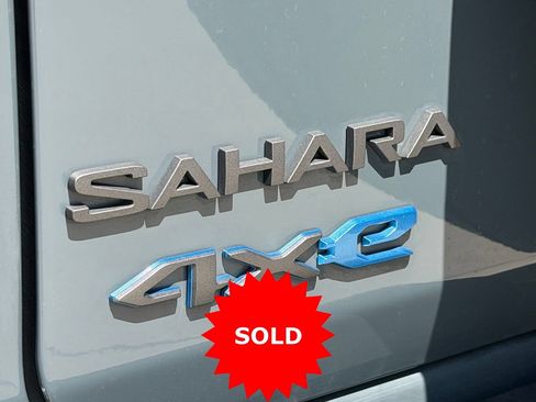 Used 2025 Jeep Wrangler Unlimited Sahara AWD/4WD image 7