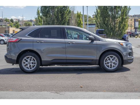 Used 2024 Ford Edge SEL AWD/4WD image 2