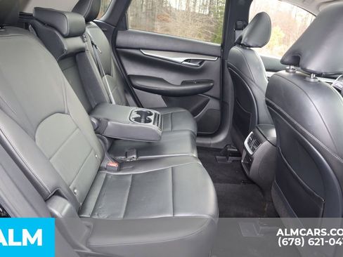 Used 2023 INFINITI QX50 Luxe w/ Accent Package image 23