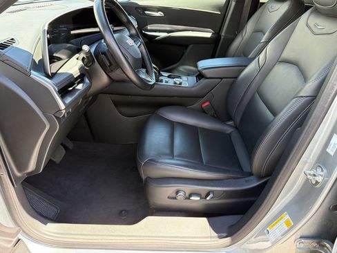 Certified 2025 Cadillac XT4 Premium Luxury FWD image 4