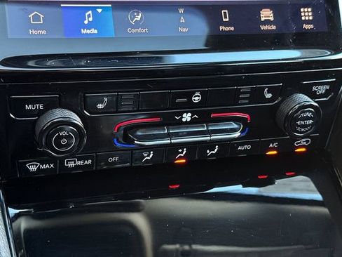 Certified 2022 Jeep Grand Cherokee Limited image 21