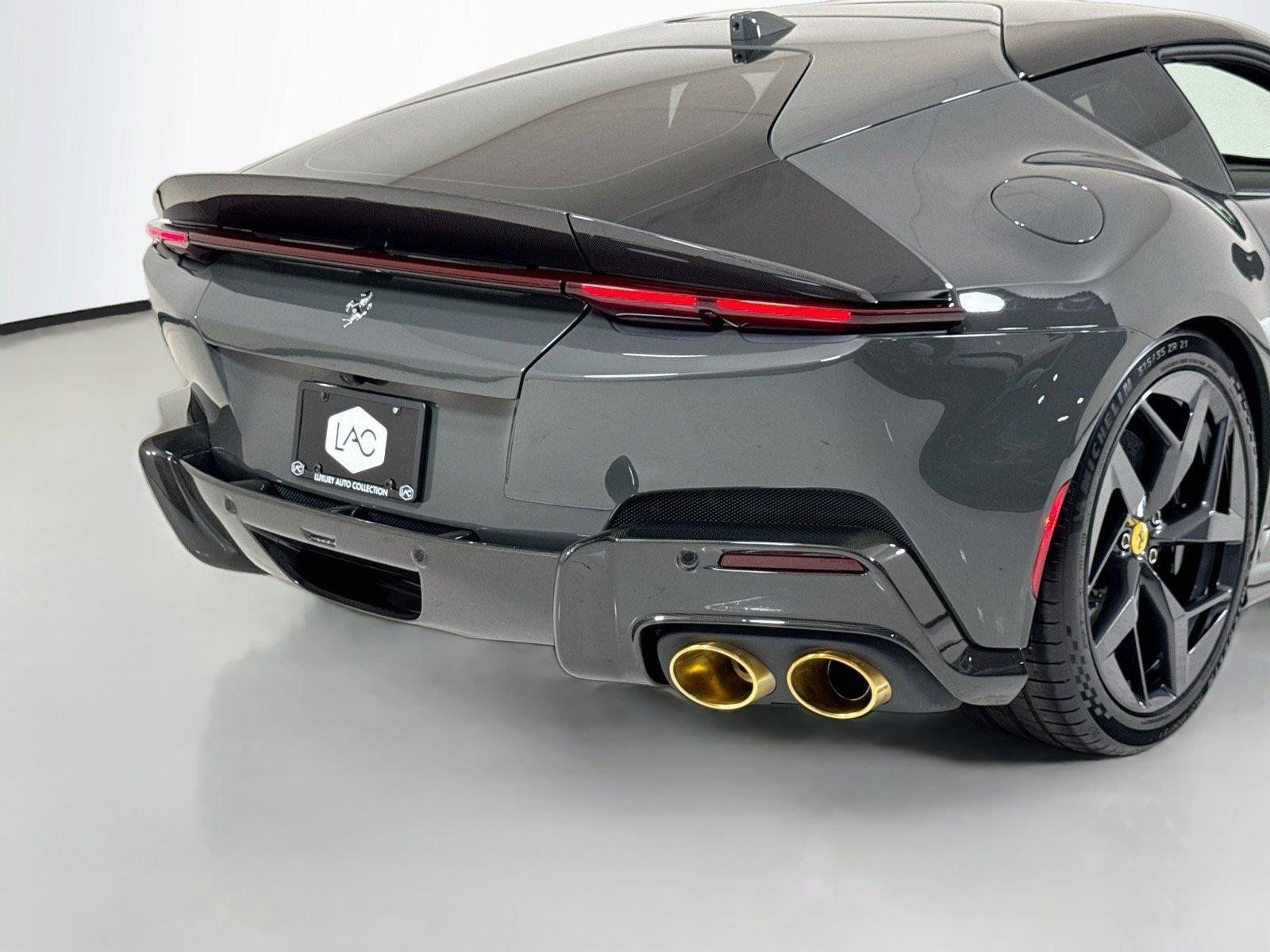 Used 2025 Ferrari 12Cilindri RWD image 36
