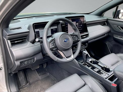 Used 2026 Subaru Outback Touring AWD/4WD image 12