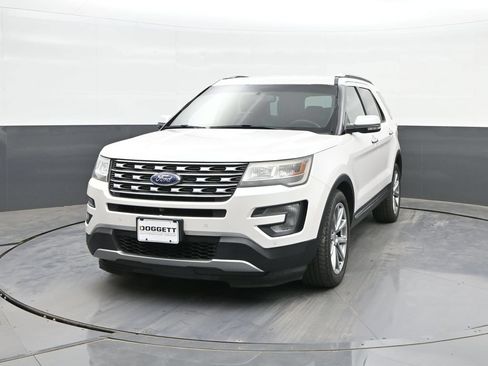 Used 2017 Ford Explorer Limited FWD image 30