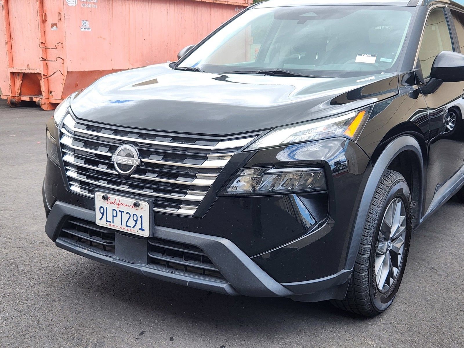 Used 2024 Nissan Rogue S FWD image 10