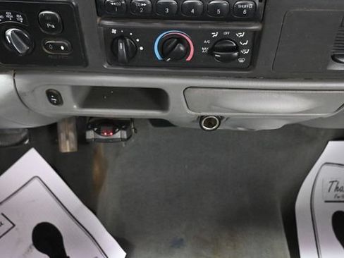 Used 2004 Ford F350 4x4 Crew Cab DRW Super Duty image 18