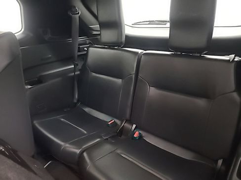 Used 2025 Mitsubishi Outlander SE AWD/4WD image 21