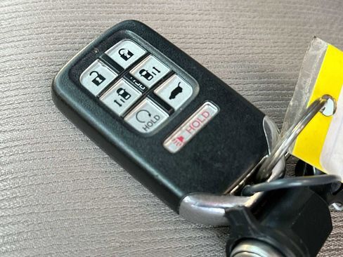 Used 2022 Honda Odyssey EX image 30