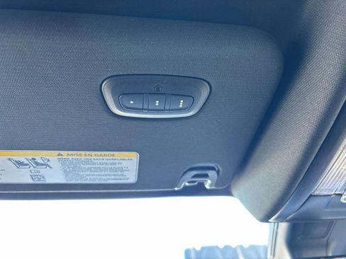 Used 2025 RAM 1500 Big Horn AWD/4WD image 12